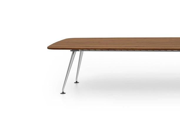 MedaMorph Konferenztisch Bootsförmig